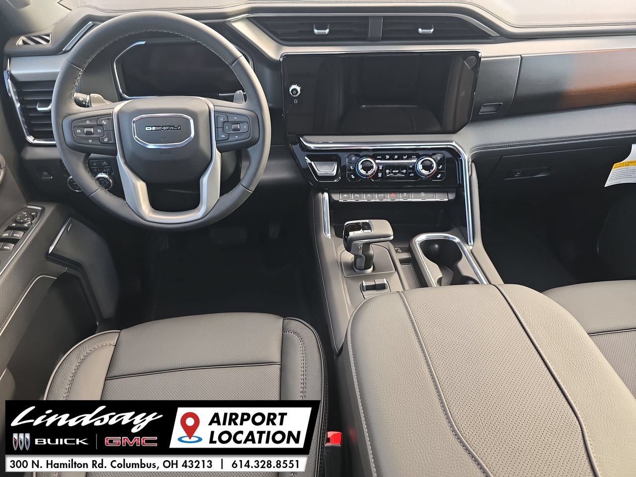 New 2026 GMC Sierra 1500 Denali w/ Denali Reserve Package AWD/4WD image 11
