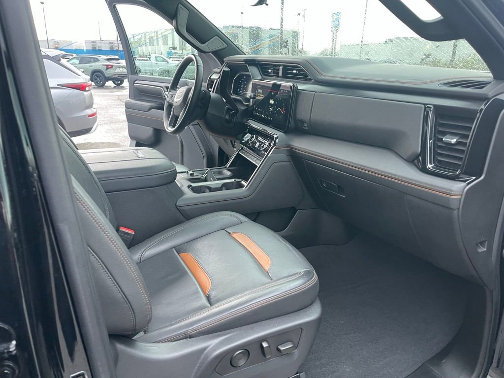 Used 2024 GMC Sierra 2500 AT4 w/ AT4 Premium Plus Package image 19