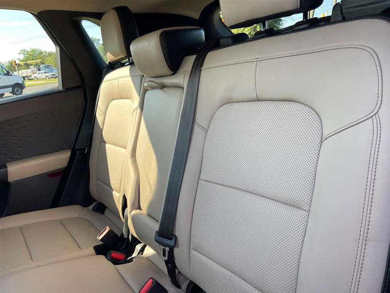 Used 2020 Ford Escape SEL AWD/4WD image 72