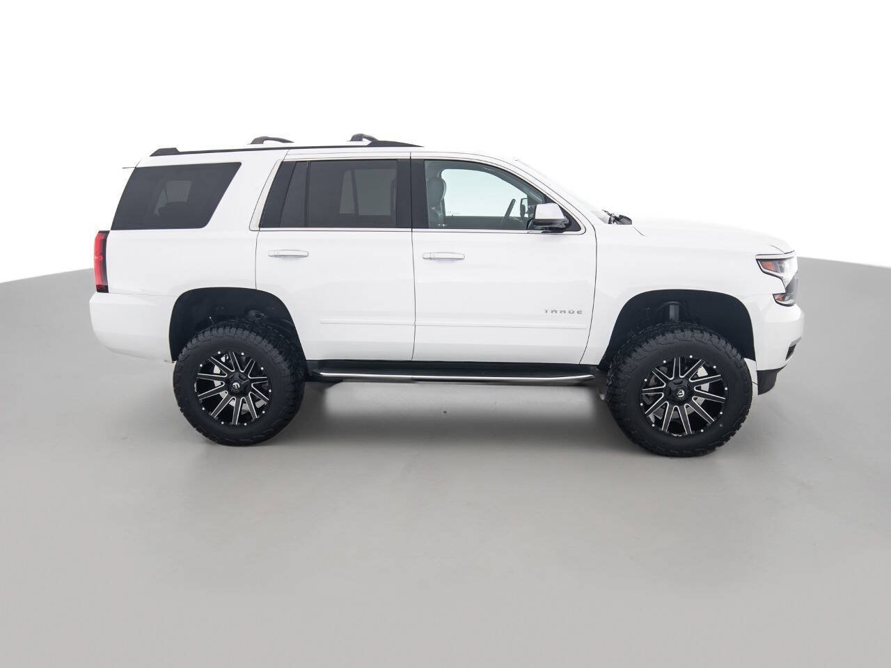 Used 2018 Chevrolet Tahoe Premier AWD/4WD image 4