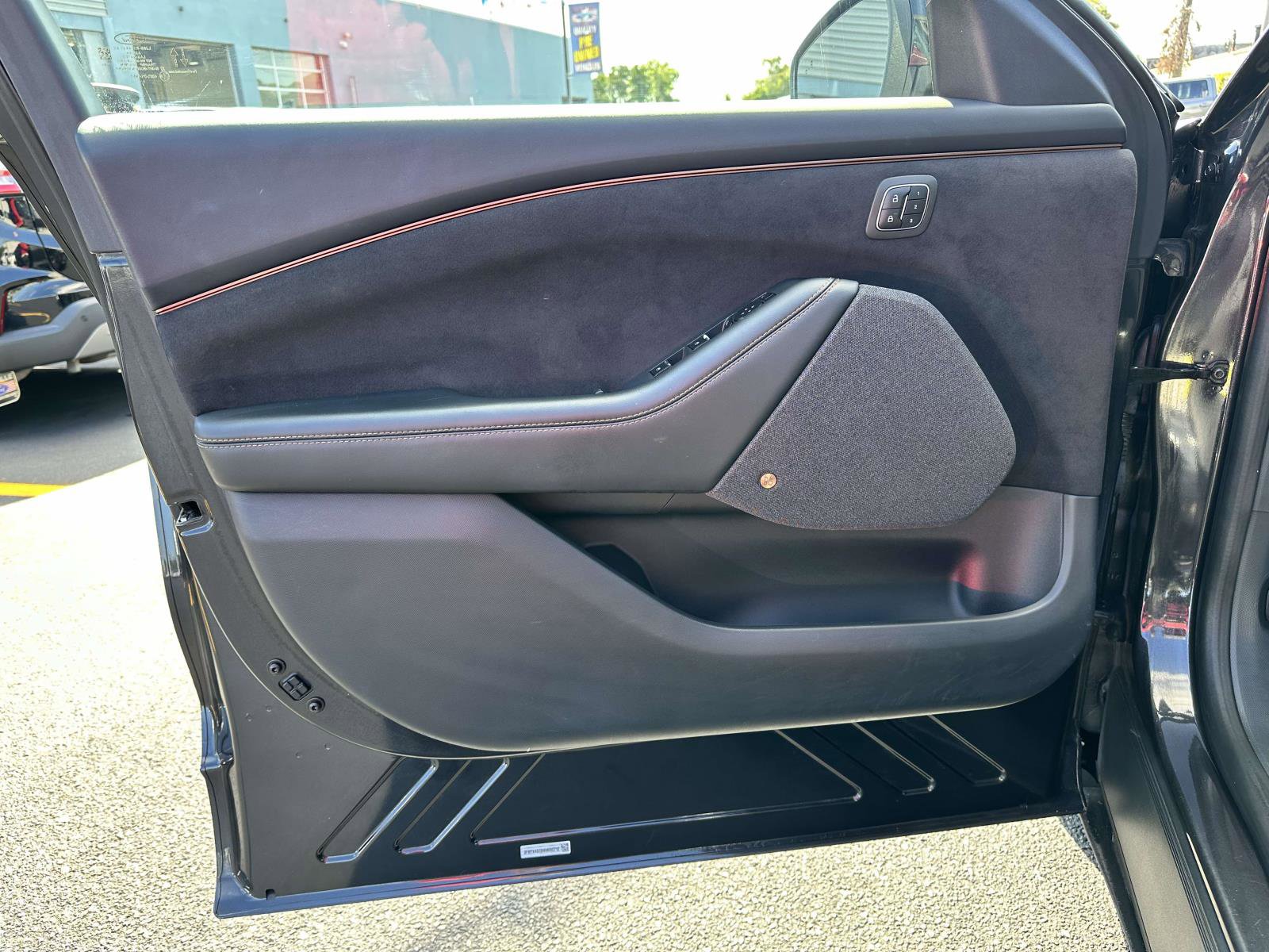 Used 2021 Ford Mustang Mach-E GT image 9