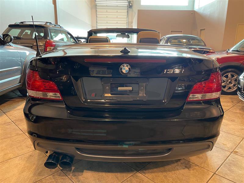 Used 2009 BMW 135i Convertible image 46