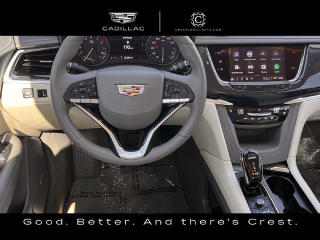 Used 2024 Cadillac XT6 Premium Luxury w/ Technology Package FWD image 15