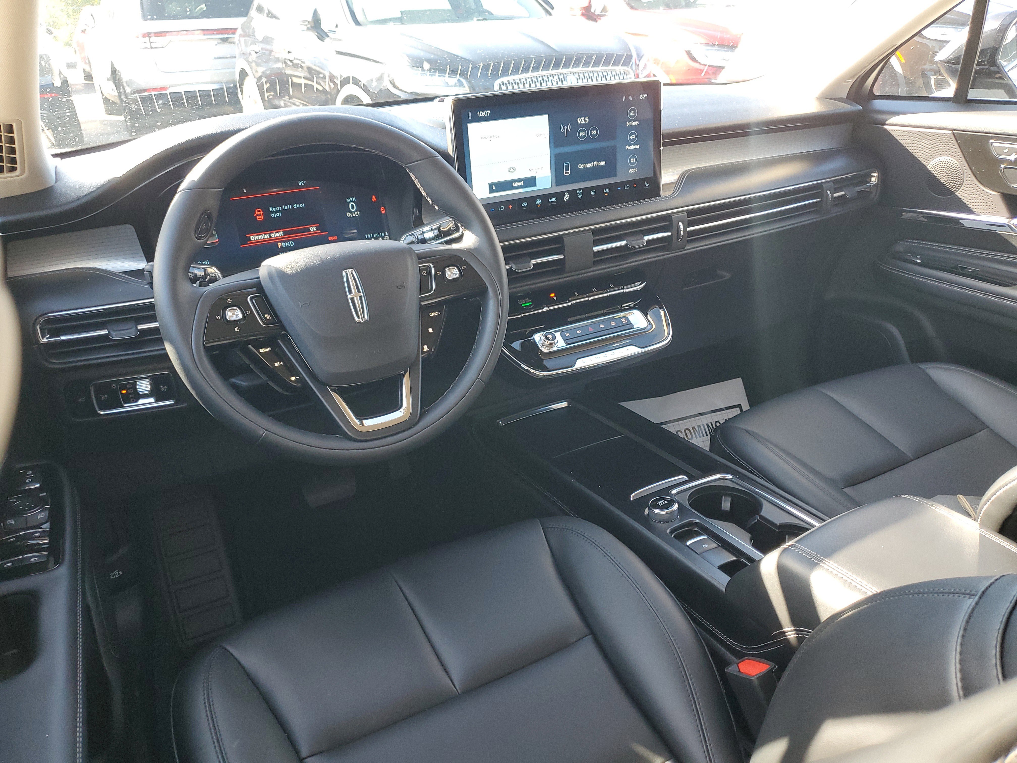 Certified 2024 Lincoln Corsair FWD image 11