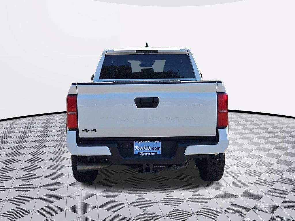 Used 2024 Toyota Tacoma TRD Off-Road AWD/4WD image 5