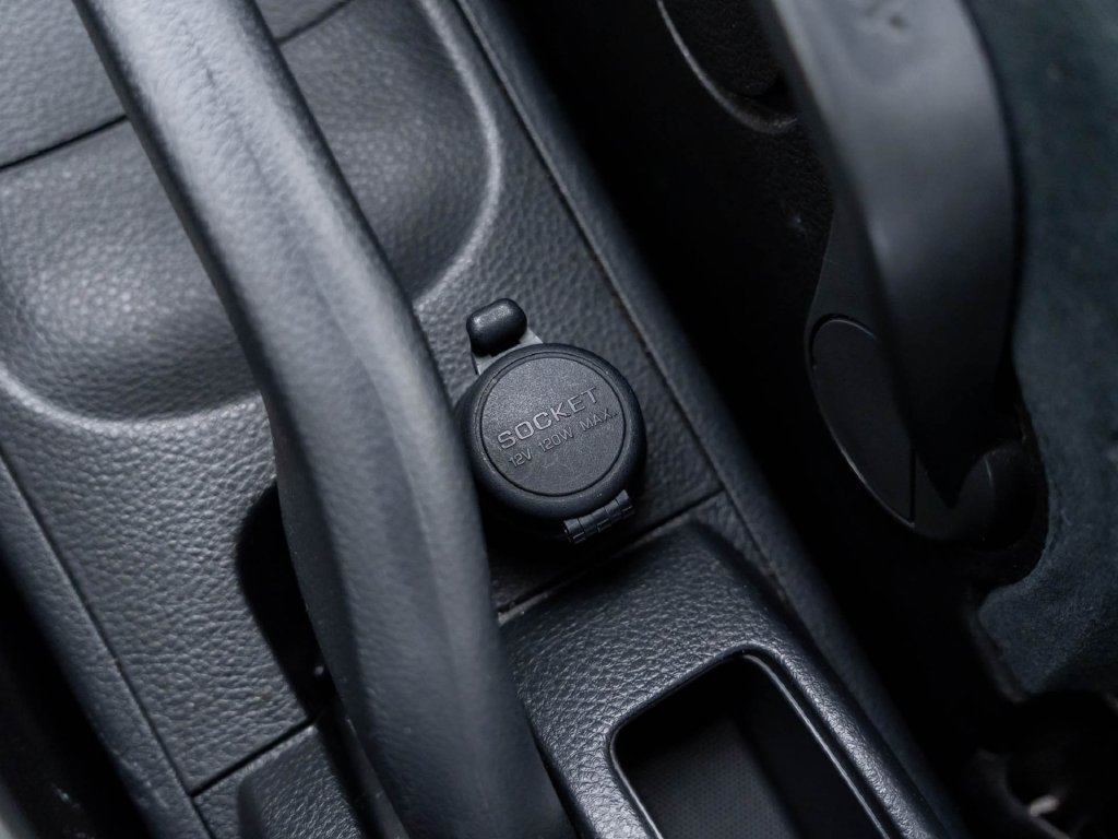 Used 2012 Nissan Versa 1.8 S w/ Plus Pkg FWD image 32