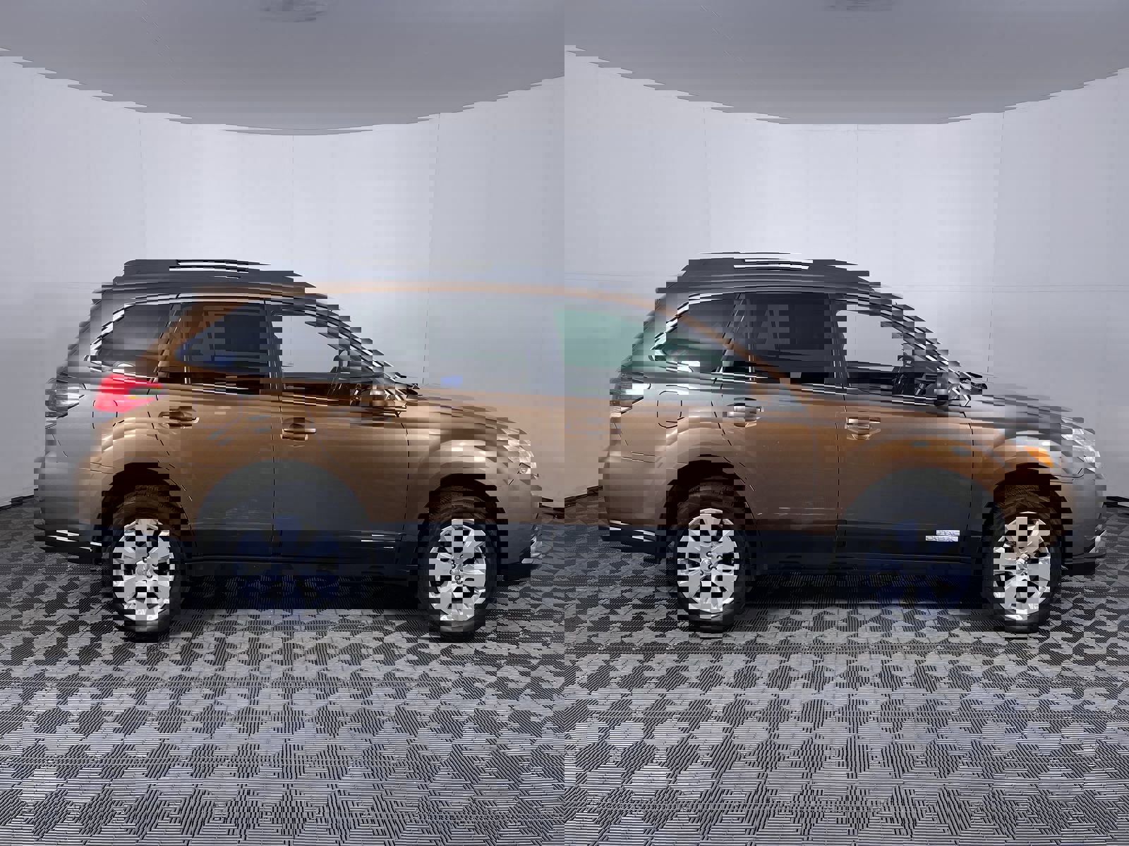 Used 2011 Subaru Outback 2.5i Premium w/ All-Weather Pkg image 10