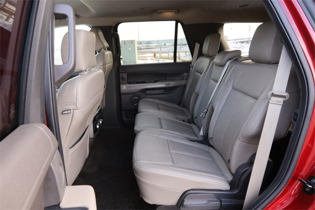 Used 2018 Ford Expedition XLT w/ Equipment Group 202A image 10