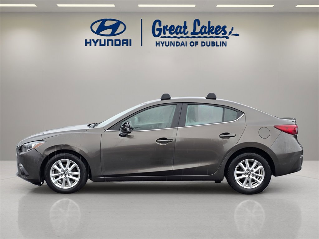 Used 2016 MAZDA MAZDA3 i Grand Touring image 2