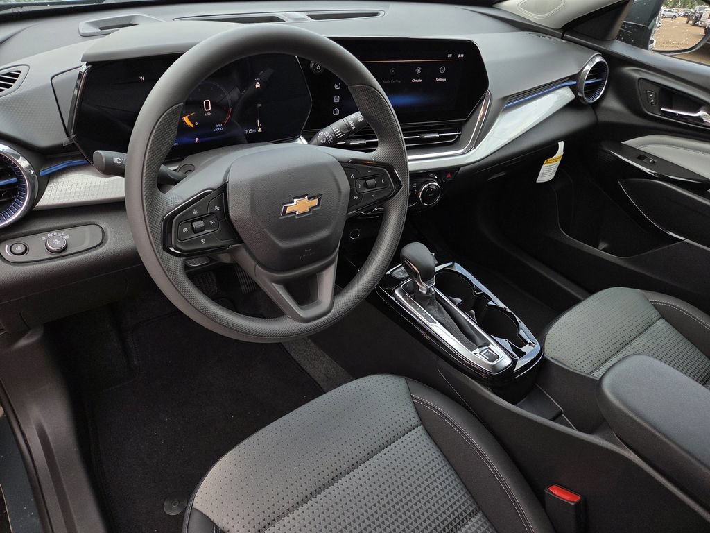 New 2026 Chevrolet Trax LT FWD image 29