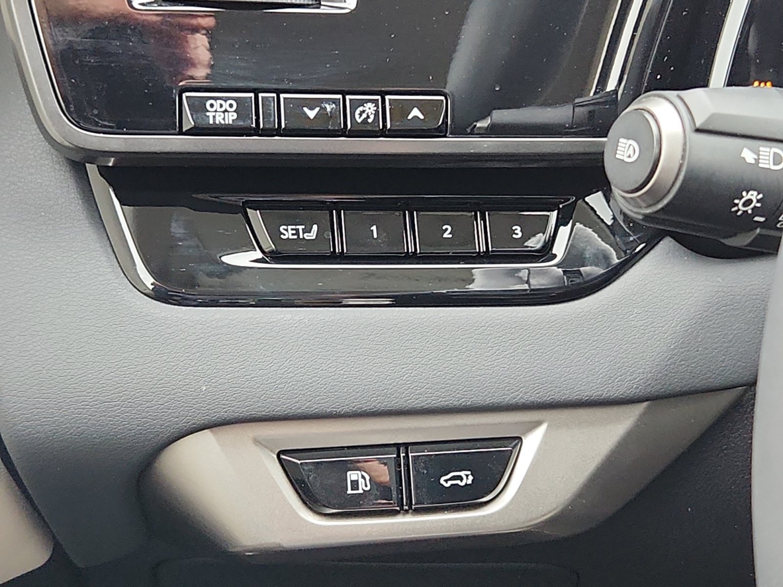 Used 2024 Lexus RX 350h w/ Convenience Package AWD/4WD image 25