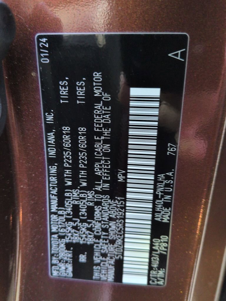 Certified 2024 Toyota Sienna Limited FWD image 29