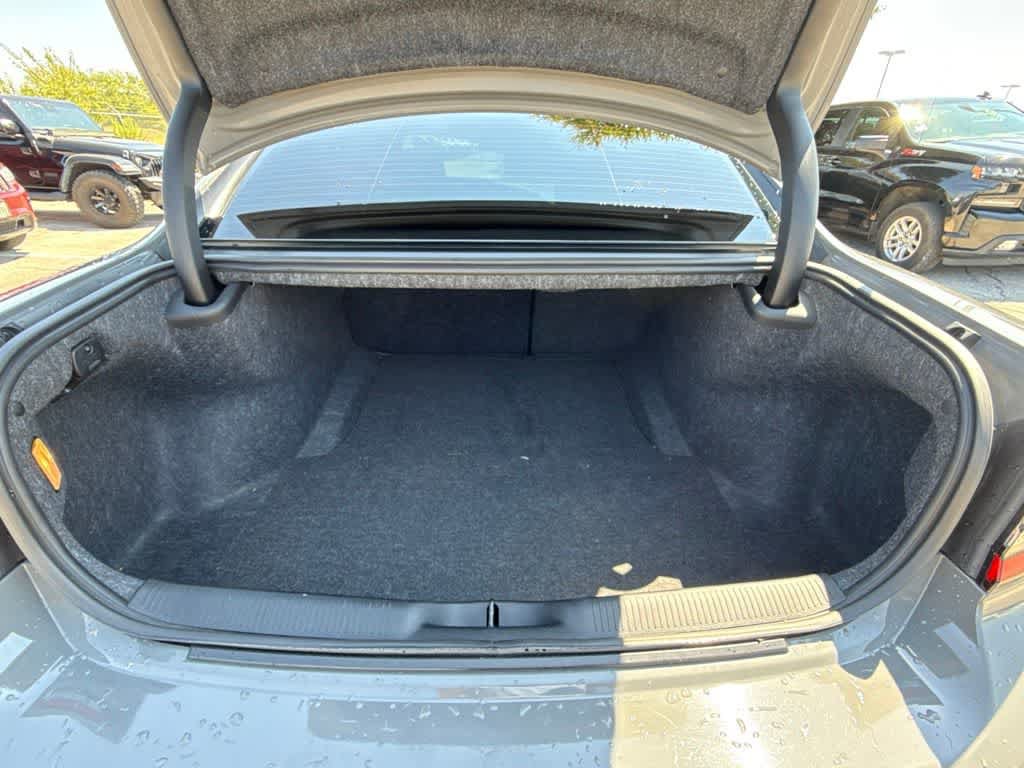 Used 2023 Dodge Charger R/T w/ Blacktop Package RWD image 9