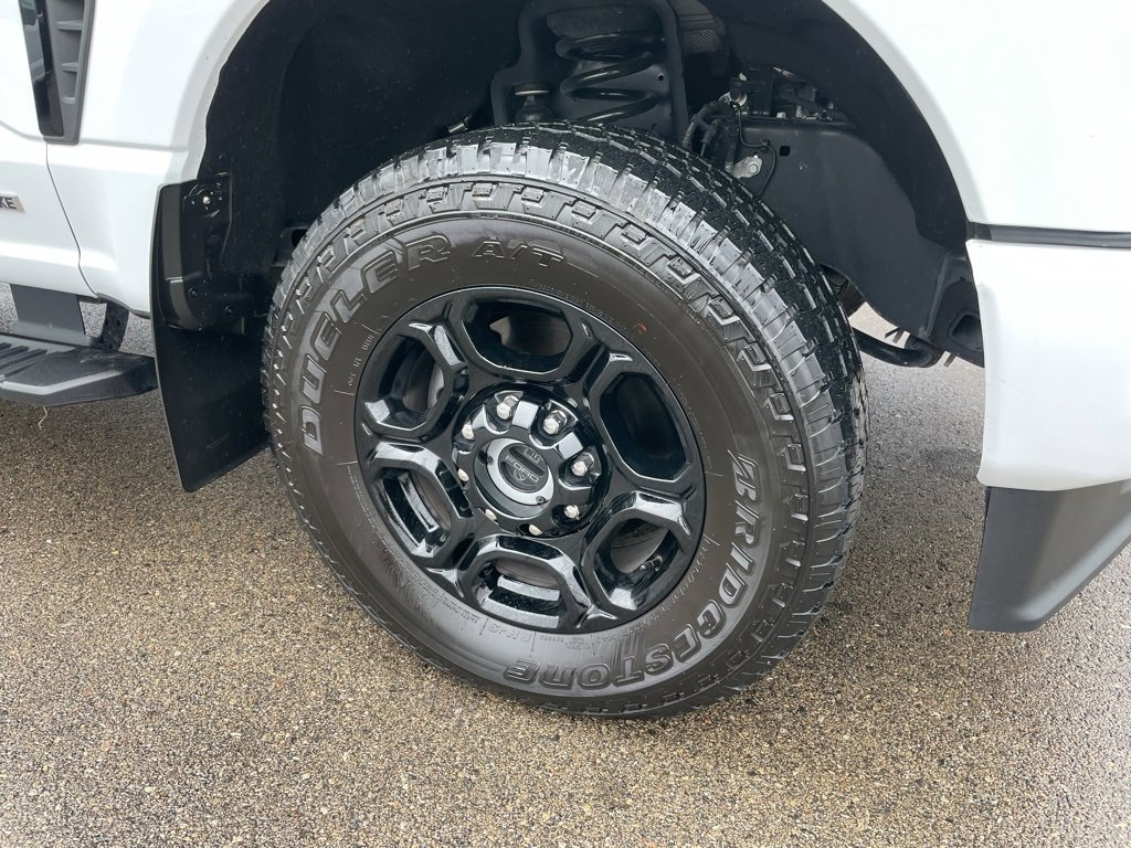 Used 2024 Ford F250 XL w/ STX Appearance Package image 3