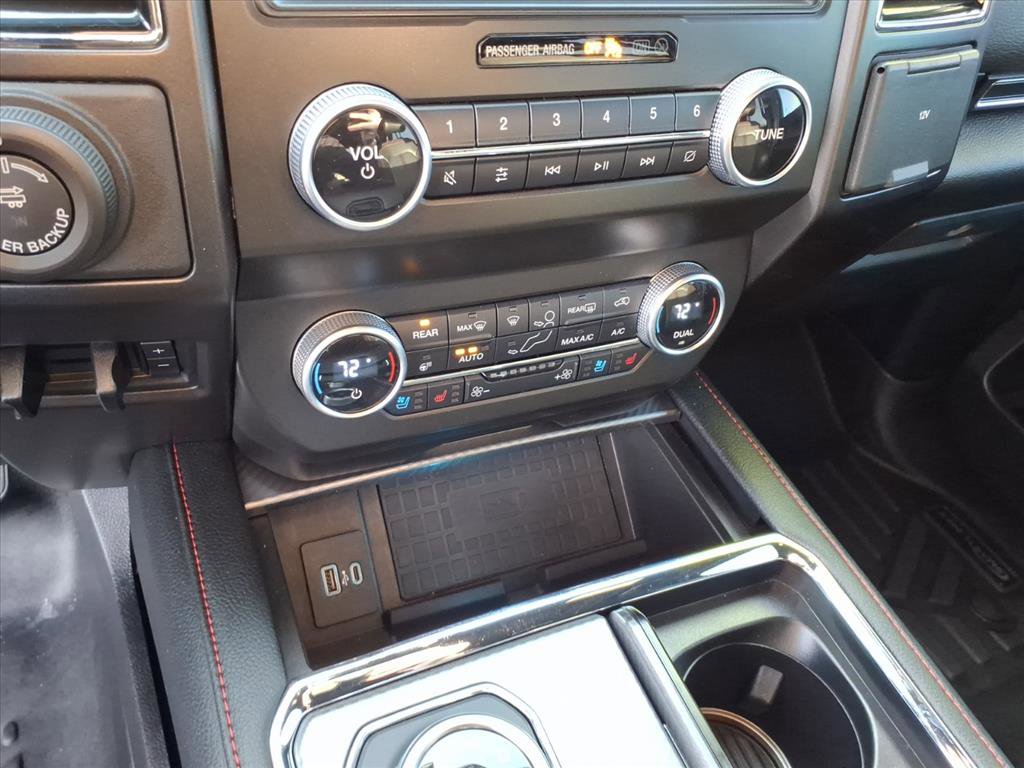 Used 2021 Ford Expedition Limited image 33