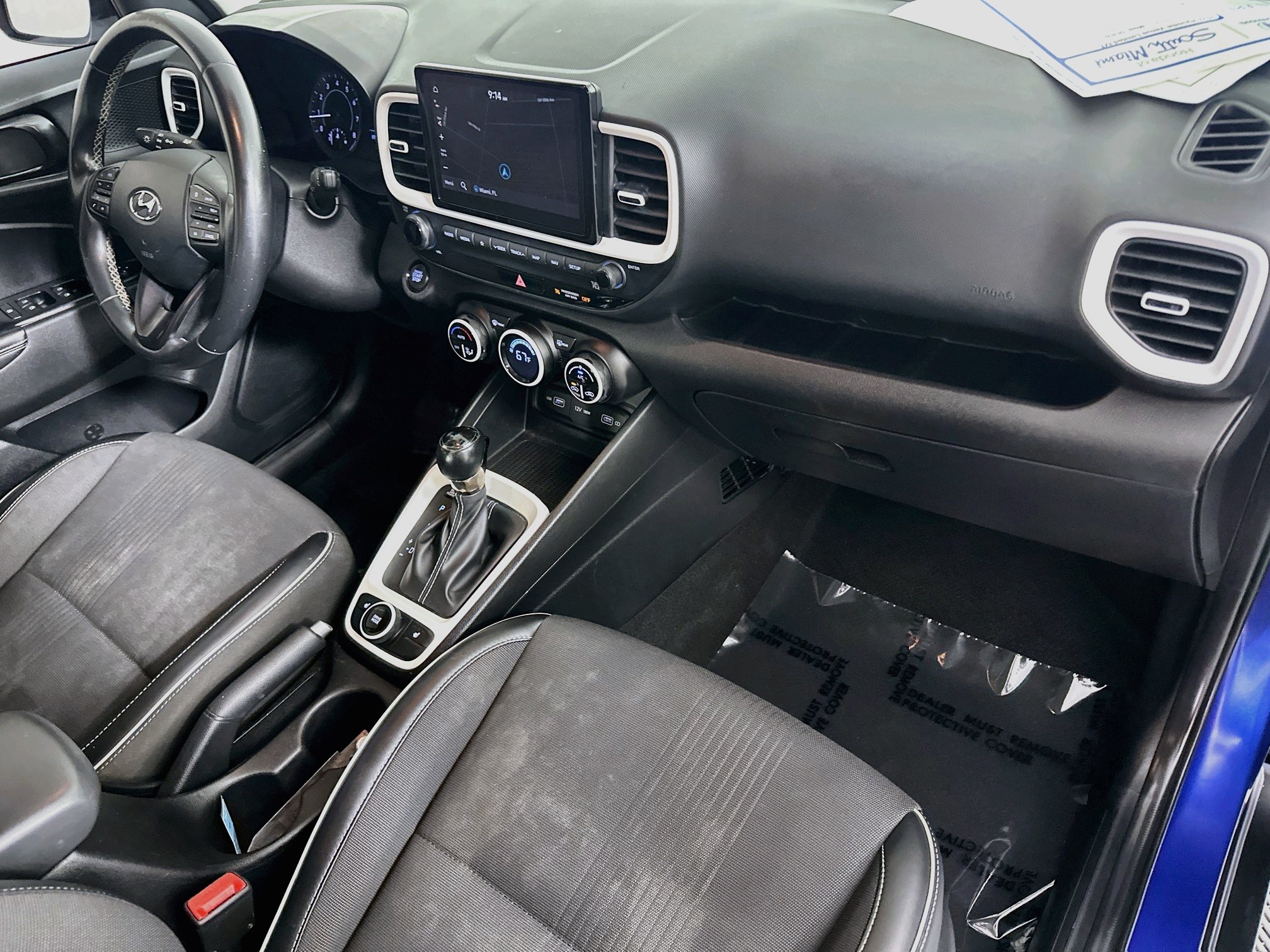 Used 2022 Hyundai Venue Limited FWD image 29
