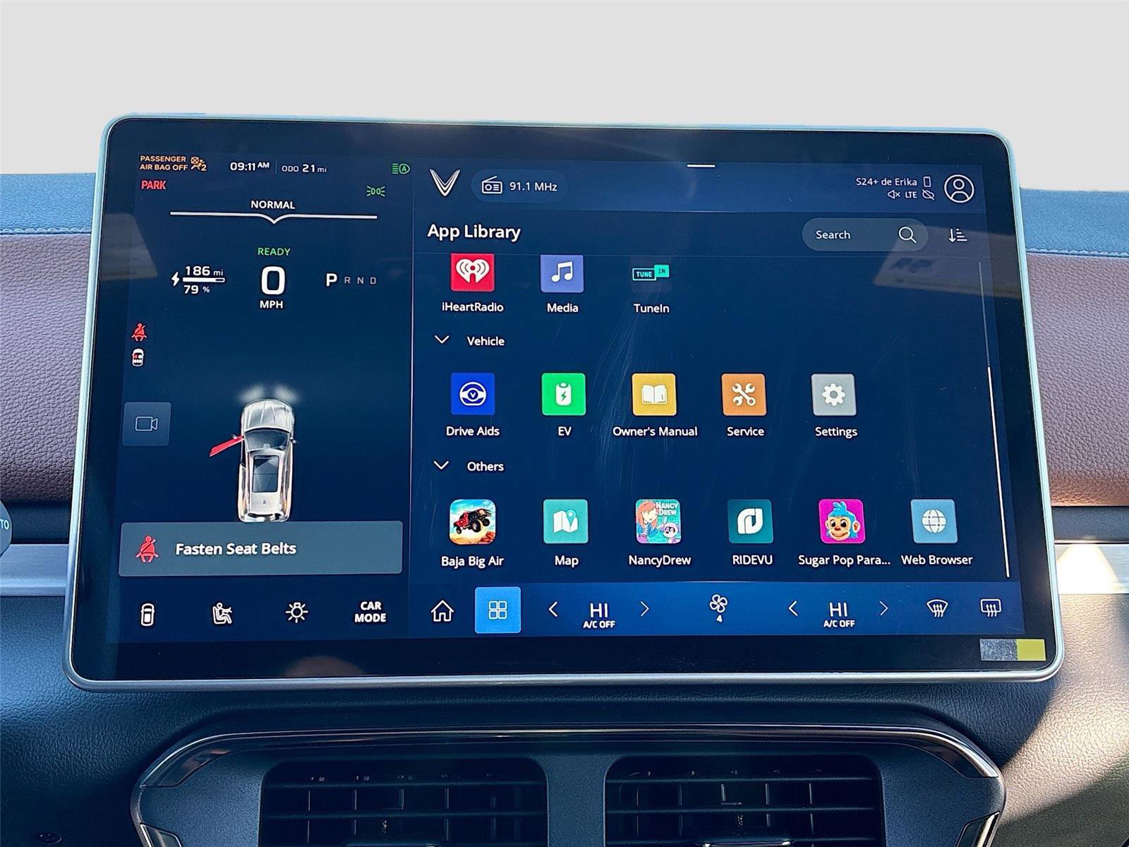 New 2025 VinFast VF 8 Plus image 14