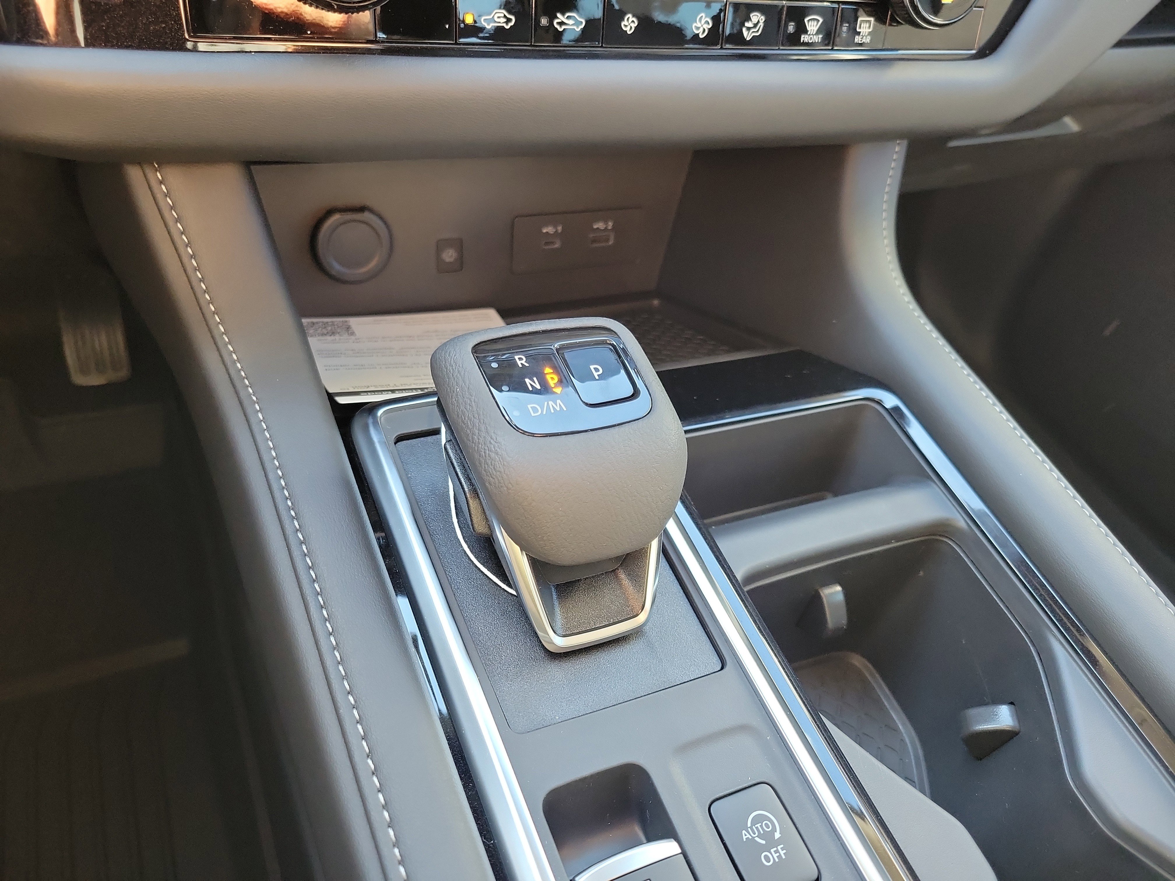 New 2025 Nissan Pathfinder SL image 24