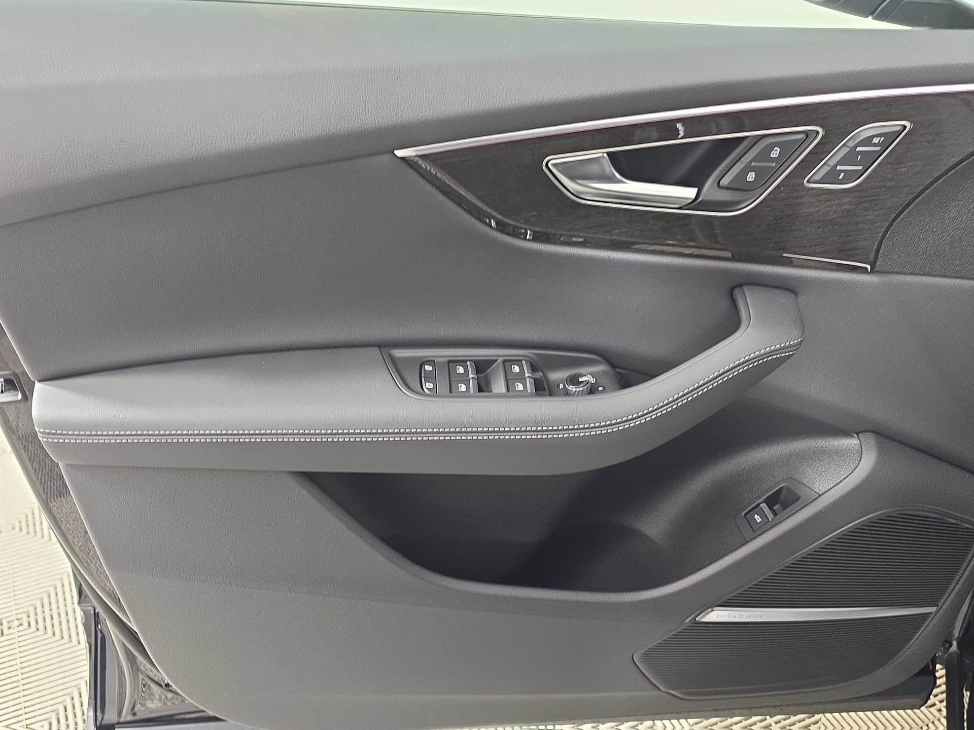 New 2026 Audi Q8 Premium Plus AWD/4WD image 16