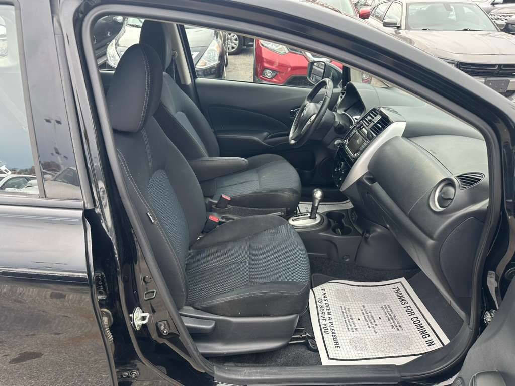 Used 2018 Nissan Versa Note SV image 12