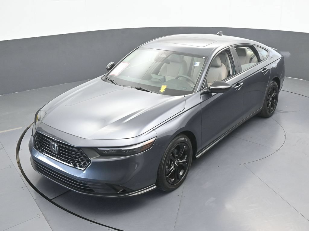 Used 2025 Honda Accord SE image 45