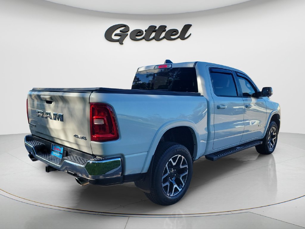Used 2025 RAM 1500 Laramie AWD/4WD image 5