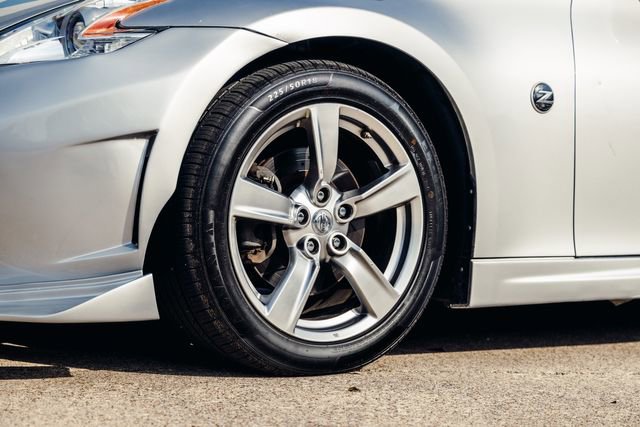 Used 2009 Nissan 370Z Coupe image 30