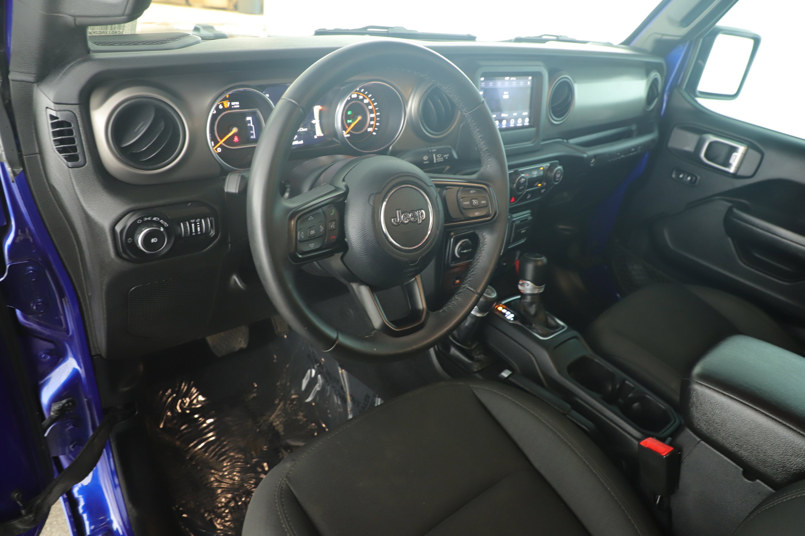 Certified 2019 Jeep Wrangler Sport image 13