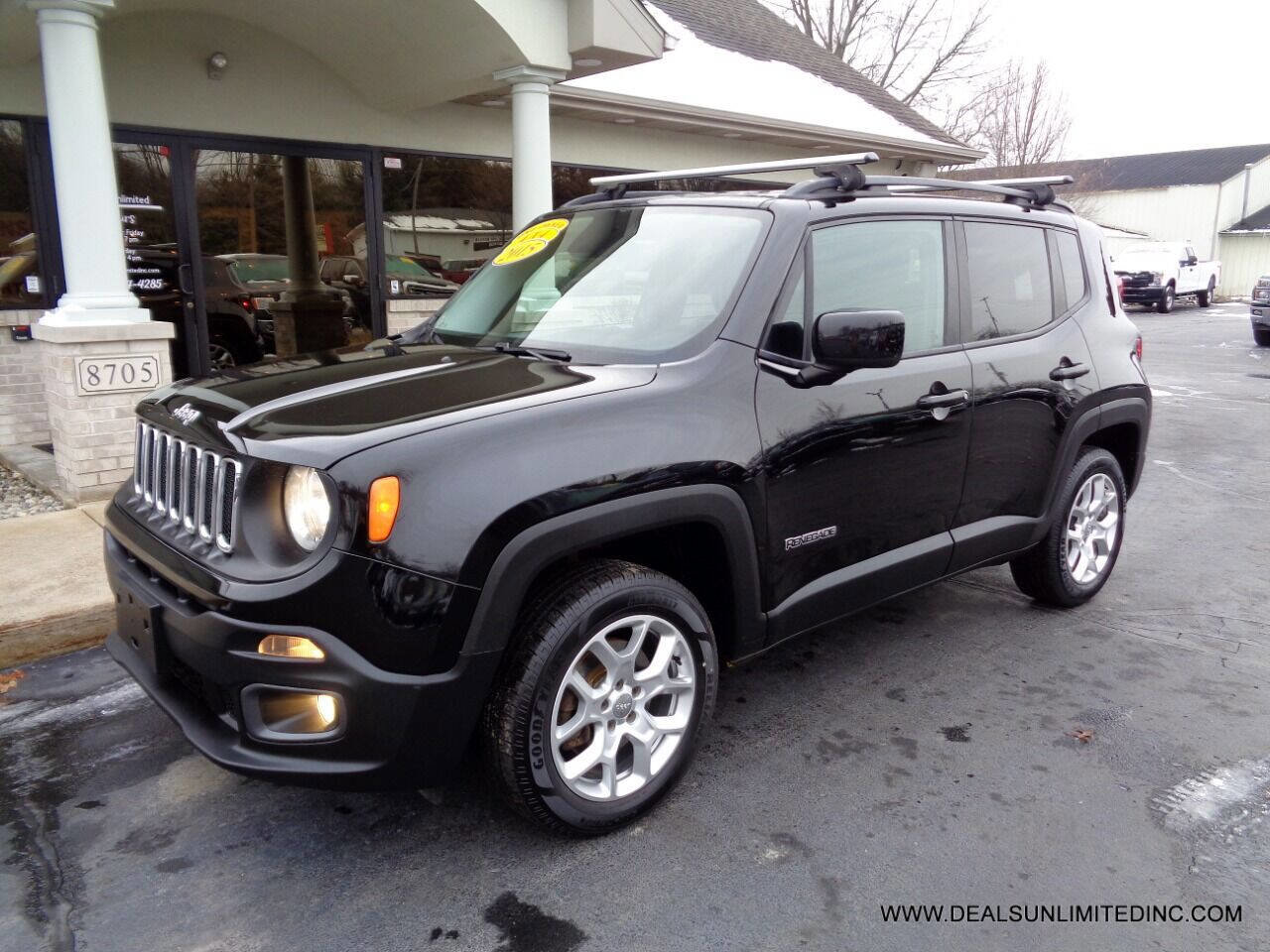 Used 2015 Jeep Renegade Latitude image 1