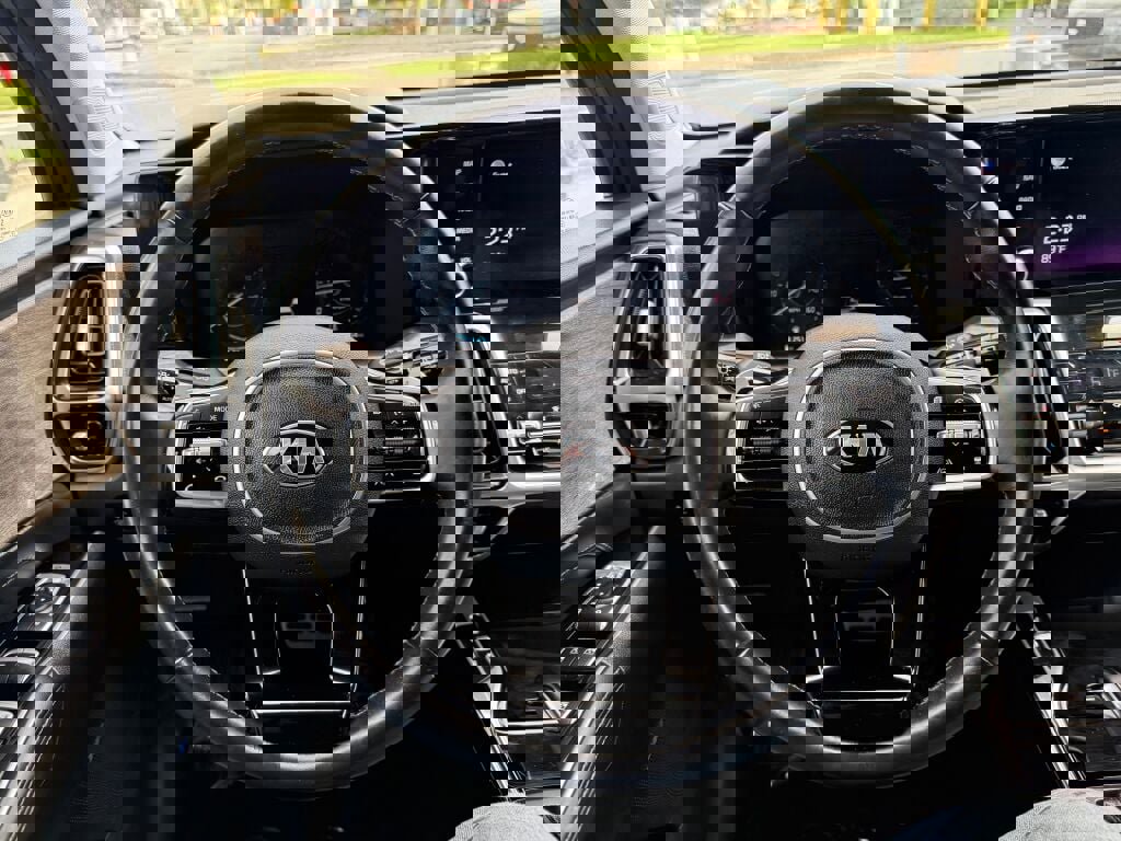 Used 2021 Kia Sorento SX Prestige image 13