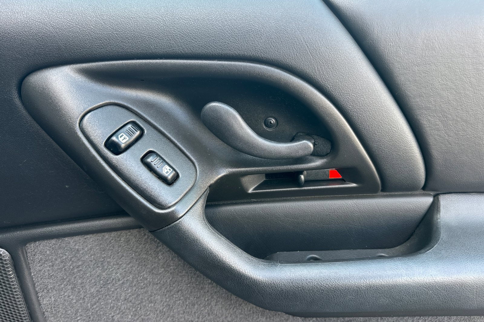 Used 2002 Chevrolet Camaro Z28 w/ SS Performance/Appearance Pkg image 20