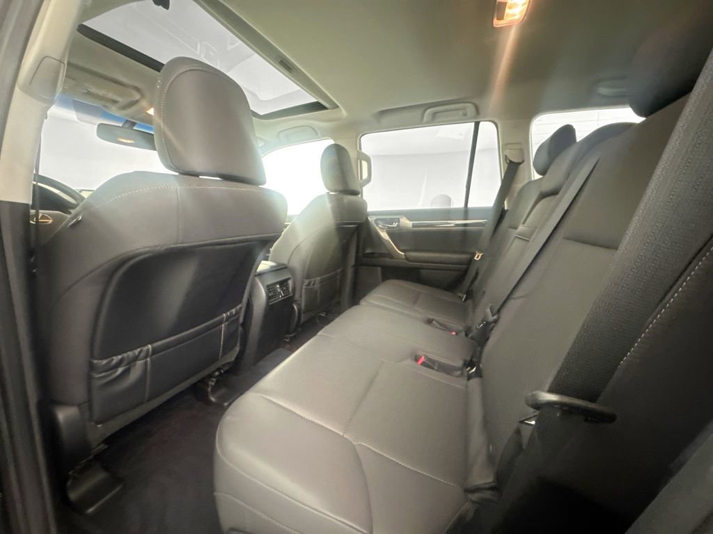 Used 2019 Lexus GX 460 w/ Navigation Package AWD/4WD image 23