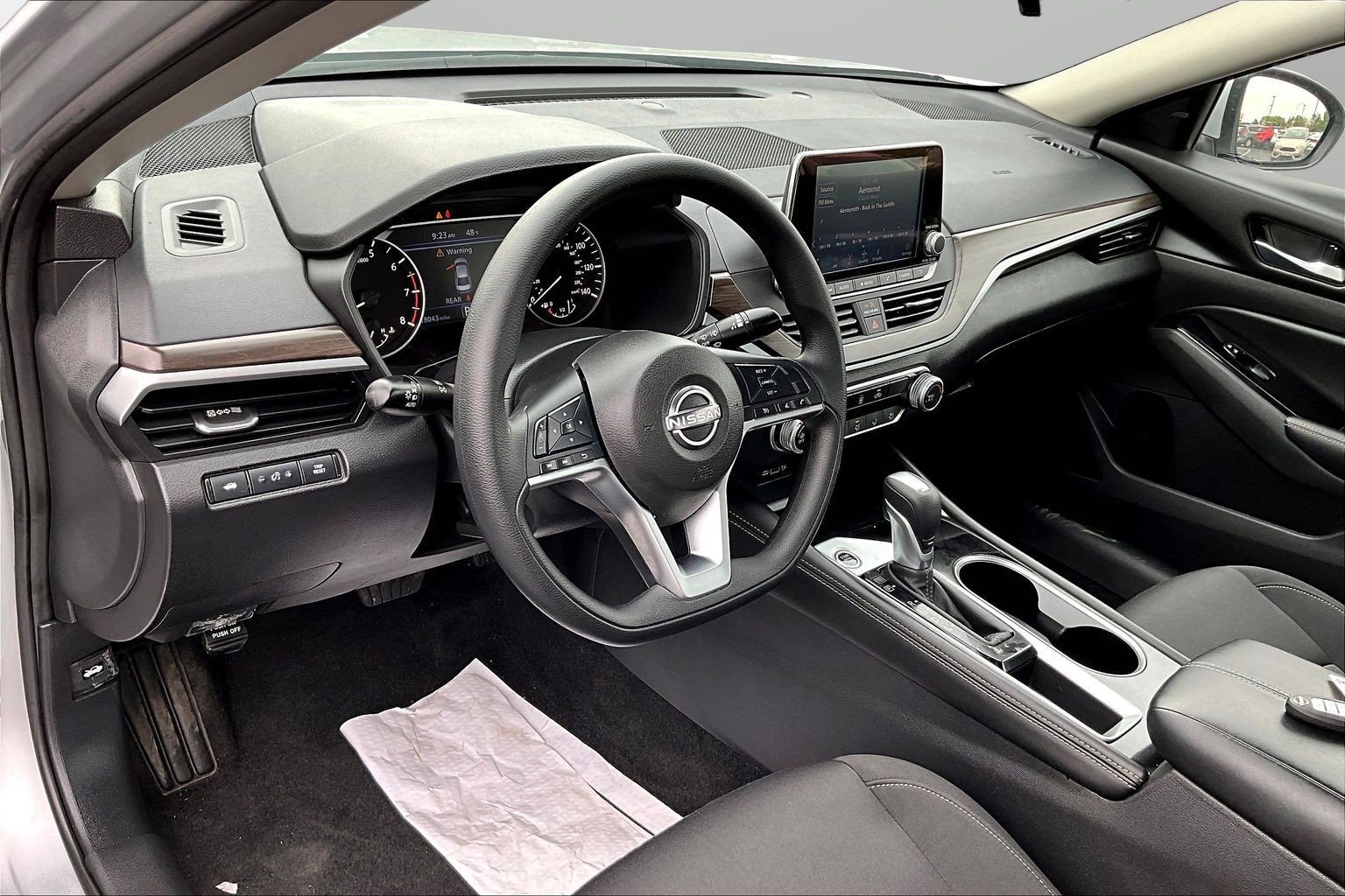 Used 2023 Nissan Altima 2.5 SV FWD image 20