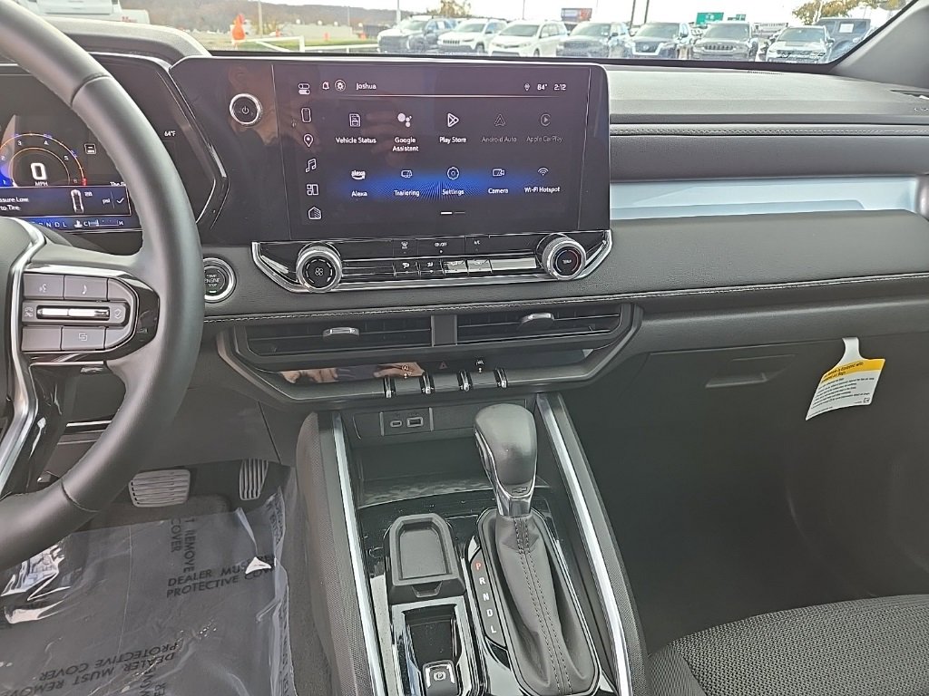 Used 2024 Chevrolet Colorado LT image 28