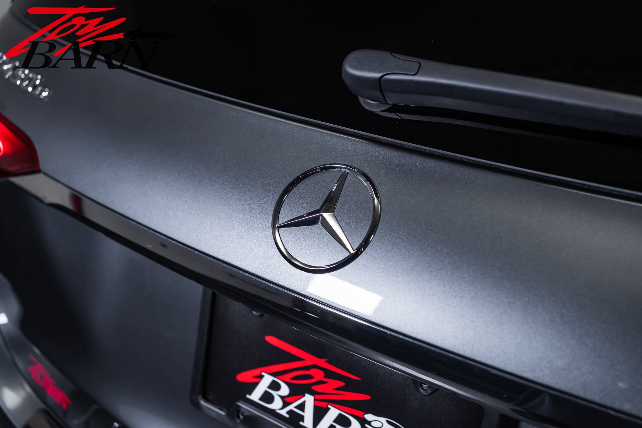 Used 2025 Mercedes-Benz GLE 450e 4MATIC w/ Driver Assistance Package image 12