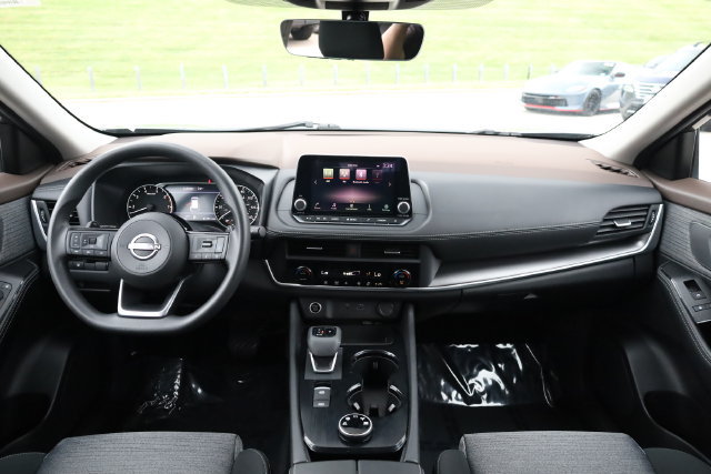 Certified 2023 Nissan Rogue SV AWD/4WD image 16