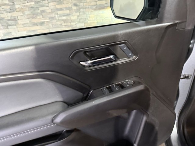 Used 2024 GMC Canyon Elevation w/ Convenience Package image 9