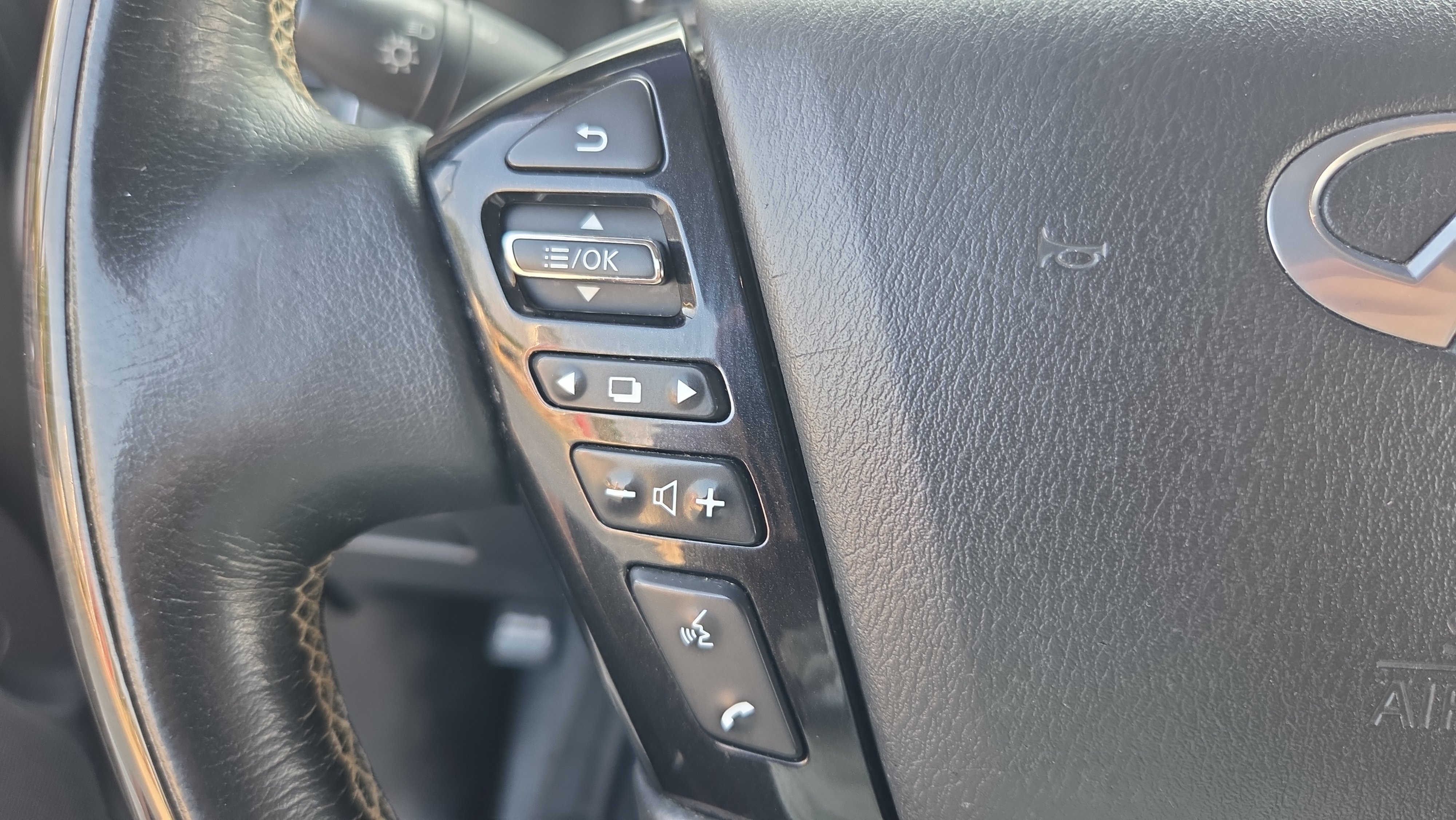 Used 2020 INFINITI QX80 Luxe w/ Proassist Package AWD/4WD image 24