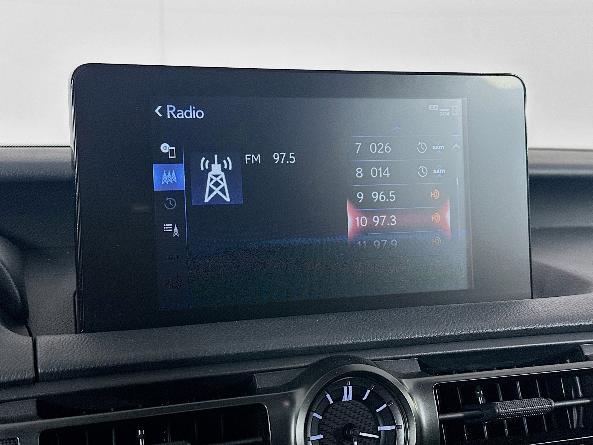 Used 2025 Lexus IS 300 w/ Premium Package RWD image 21