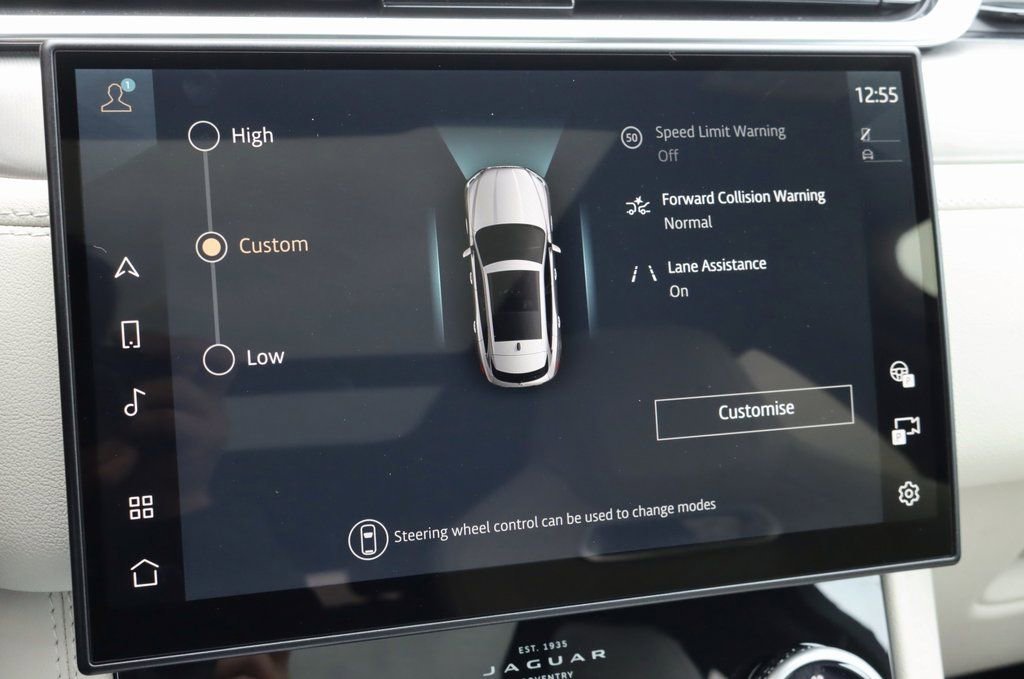 Used 2026 Jaguar F-PACE R-Dynamic S image 23