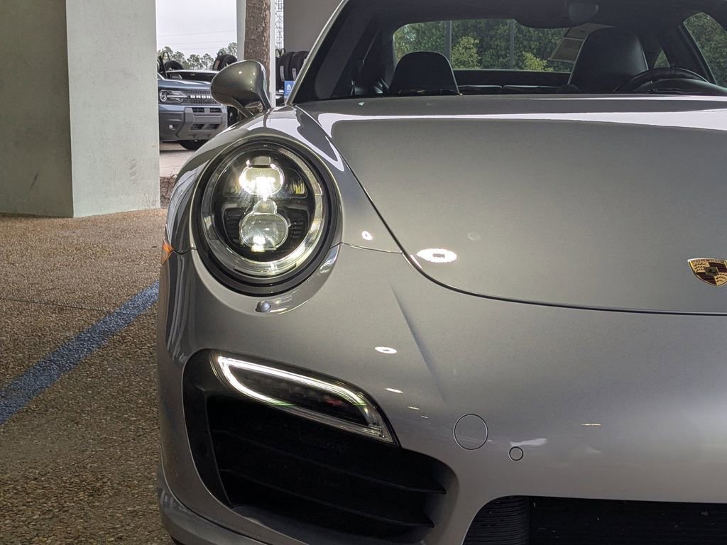 Used 2016 Porsche 911 Turbo S image 10