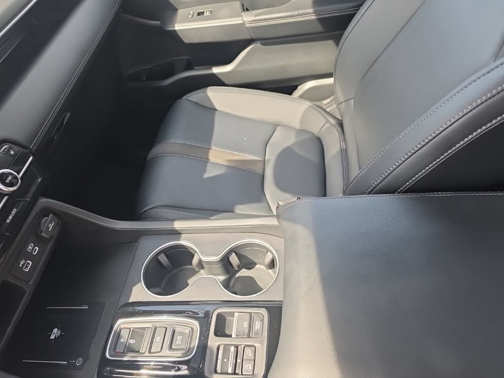 Used 2024 Honda Pilot Touring image 25