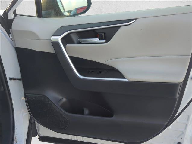 Certified 2021 Toyota RAV4 XLE FWD image 19