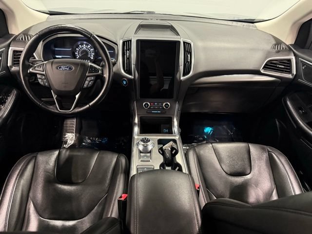 Used 2022 Ford Edge Titanium w/ Equipment Group 301A AWD/4WD image 34