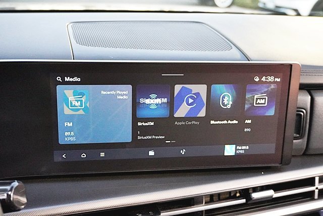 Certified 2025 Hyundai Santa Fe SEL image 26