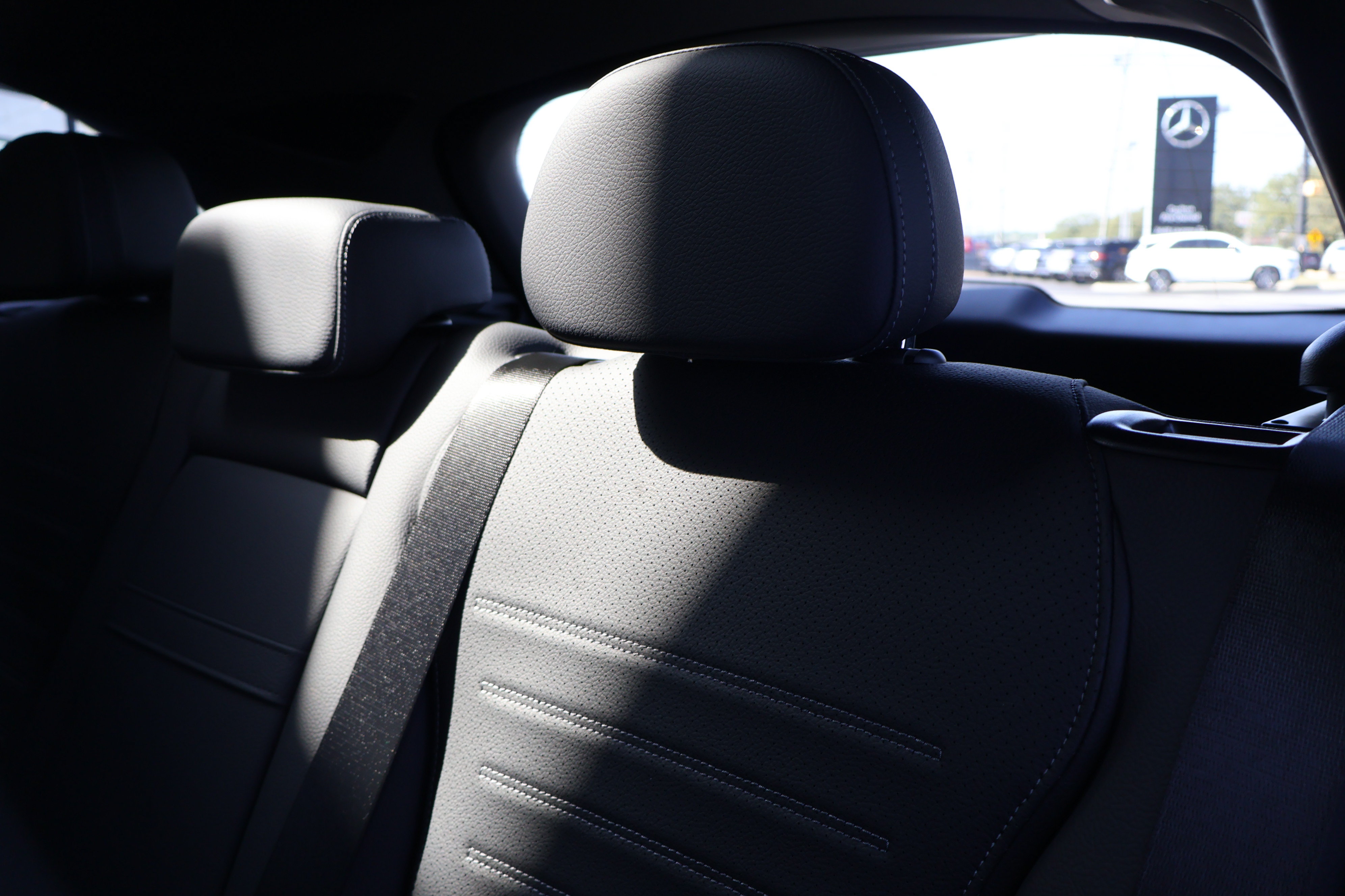 Certified 2024 Mercedes-Benz GLC 300 4MATIC image 19