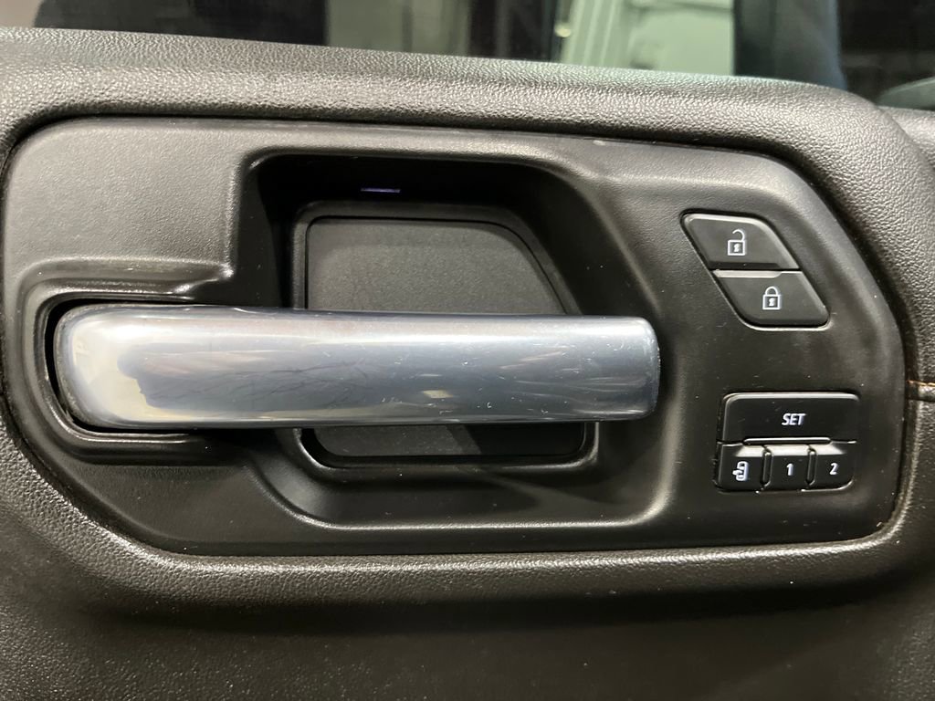 Used 2022 GMC Sierra 2500 AT4 w/ Gooseneck/5TH Wheel Package image 39