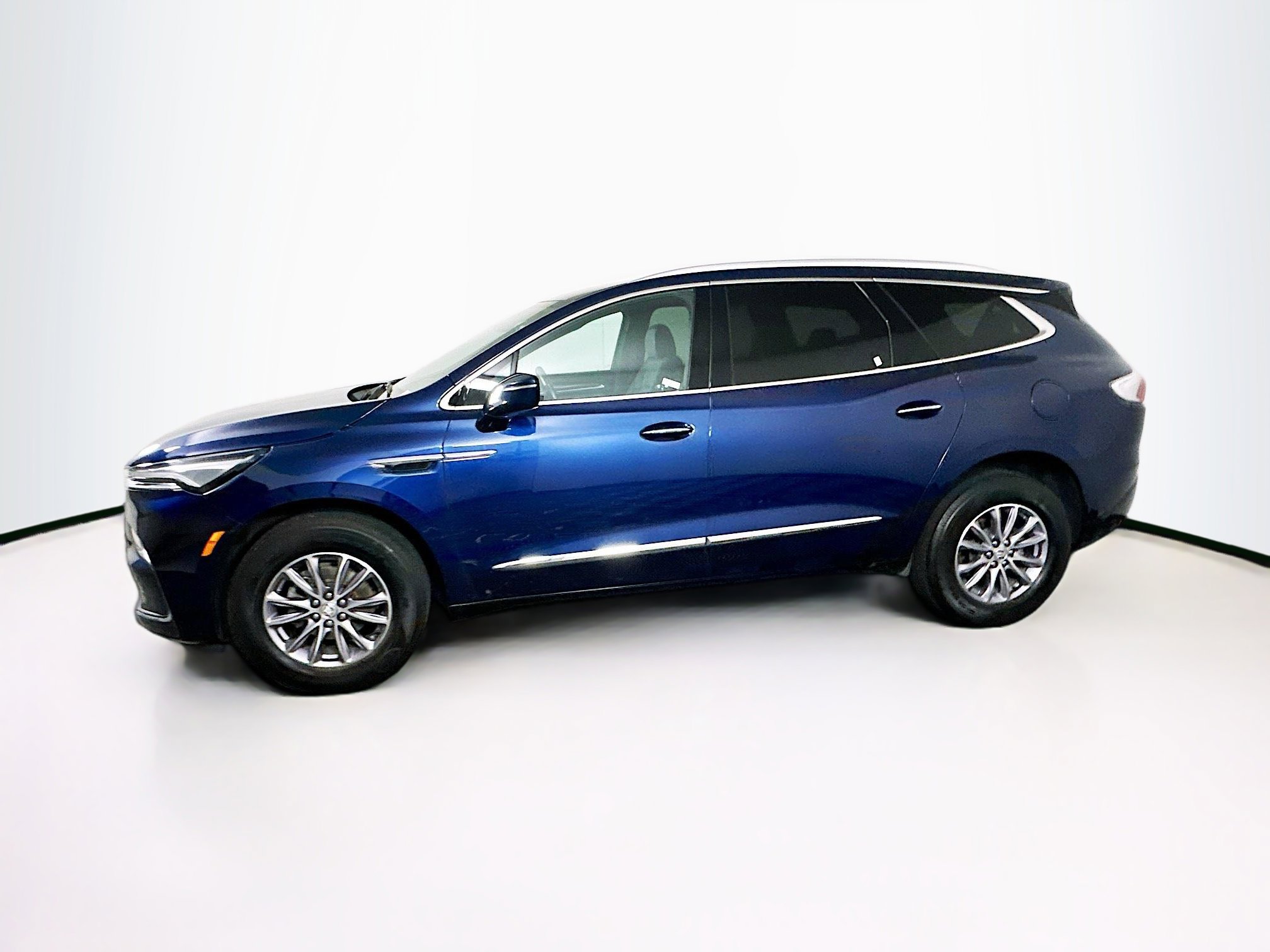 Used 2024 Buick Enclave Essence w/ LPO, Floor Liner Package image 4