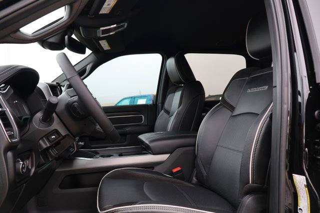 Used 2025 RAM 3500 Laramie w/ Sport Appearance Package image 9