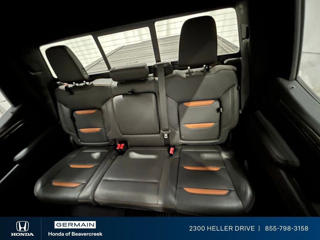 Used 2023 GMC Sierra 1500 AT4 w/ AT4 Premium Package image 28